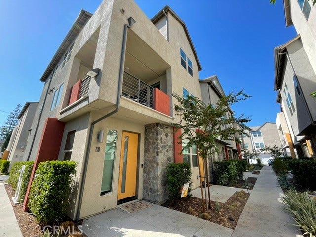 218 Scratch, Covina, CA 91722 218 Scratch, Covina, CA 91722