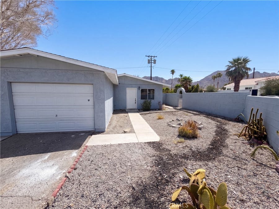 Property photo for 52990 Avenida Diaz, La Quinta, CA