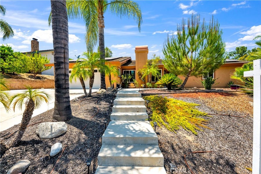 Property photo for 22862 Calcutta, Canyon Lake, CA