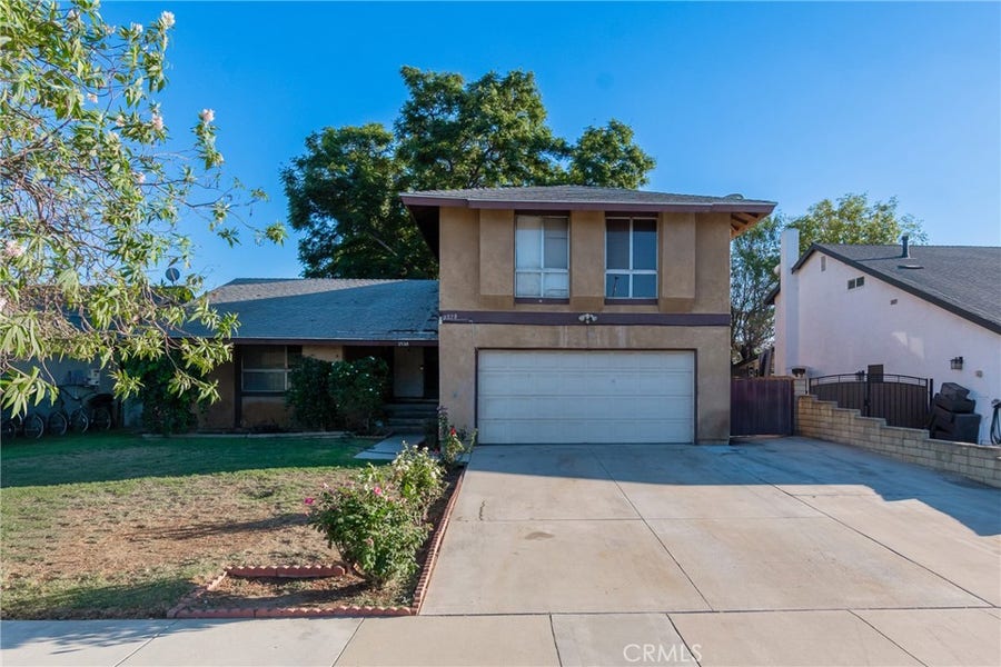 Property photo for 2538 E Canterbury E, Ontario, CA