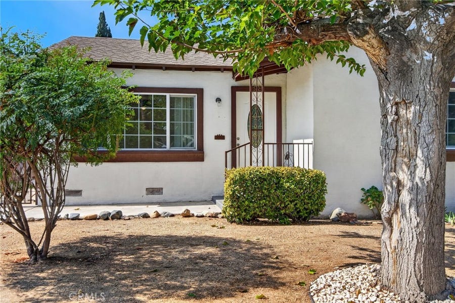 Property photo for 4330 Oakwood Place, Riverside, CA