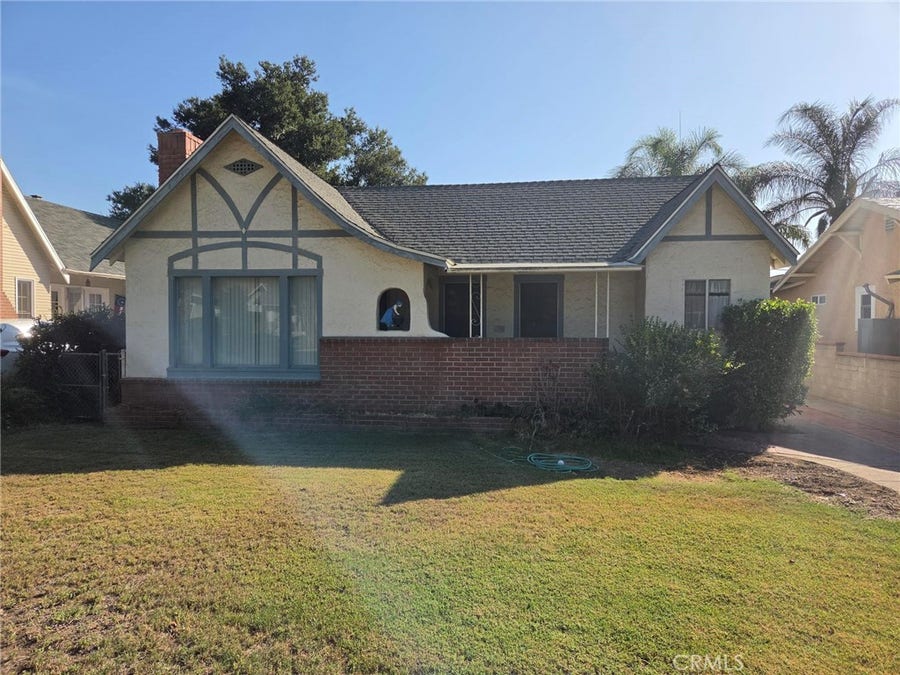 Property photo for 4020 Rosewood Place, Riverside, CA
