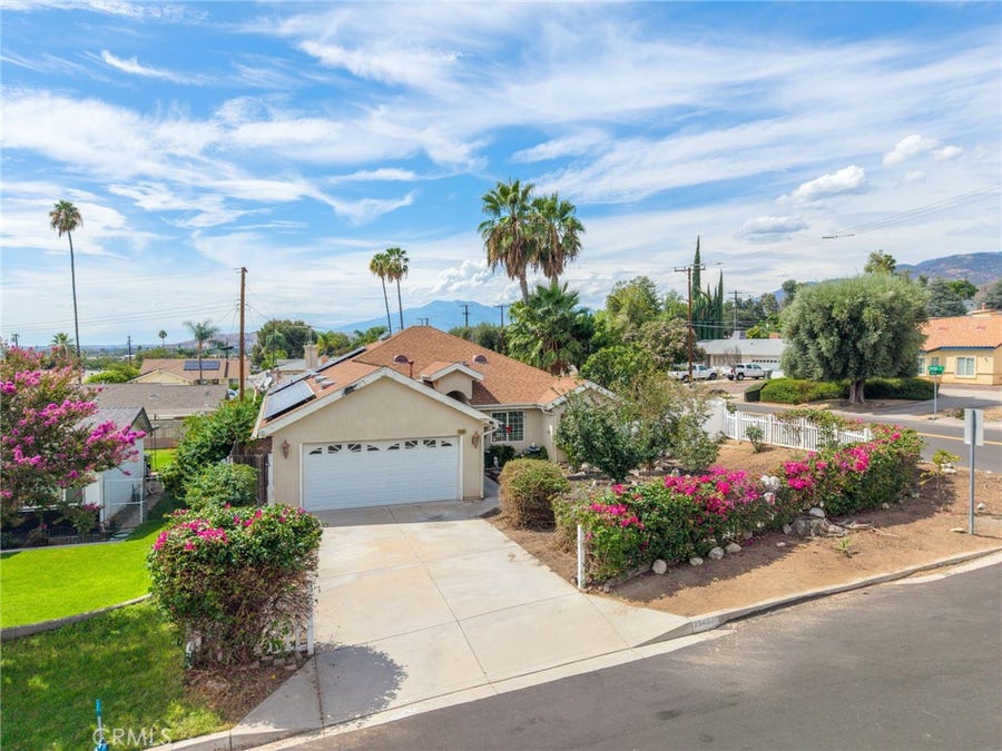 Property photo for 25481 Foothill Drive, San Bernardino, CA
