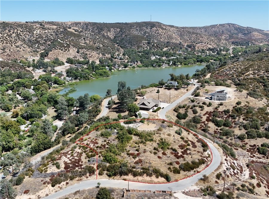 Property photo for 18155 Newview, Lake Hughes, CA