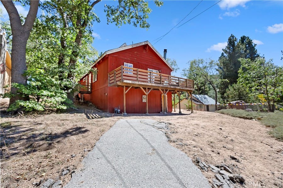 Property photo for 33616 Holcomb Creek, Green Valley Lake, CA