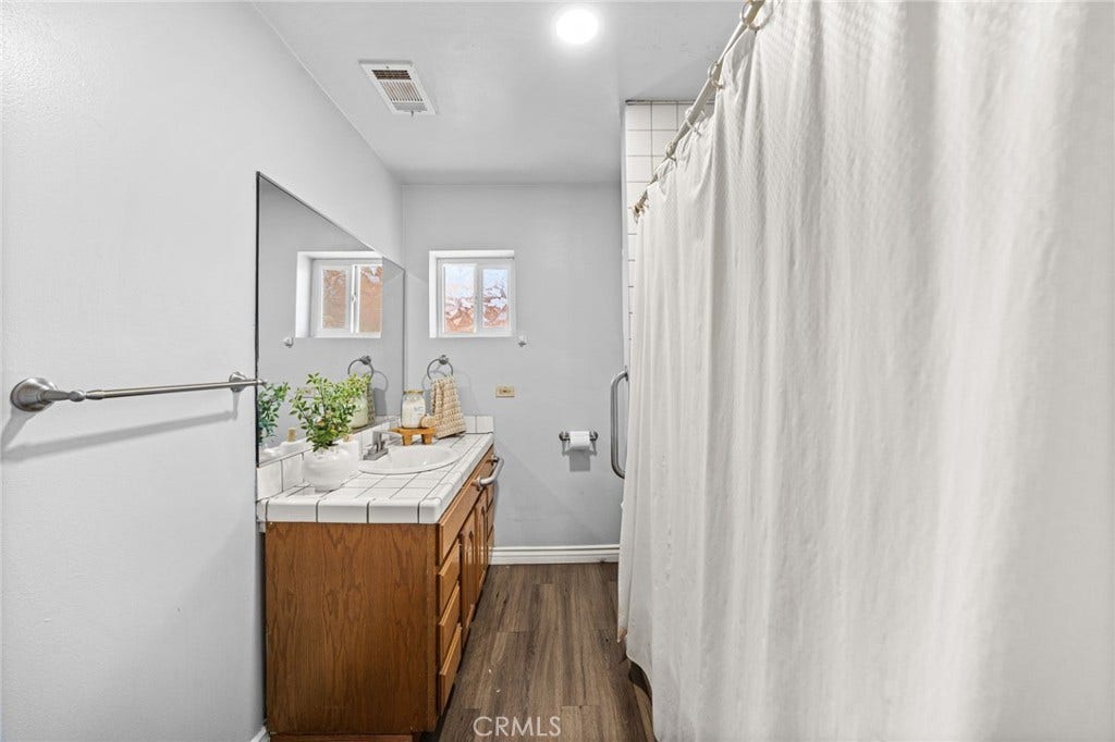 621 W Sunkist Street, Ontario, CA 91762 Hall Bathroom