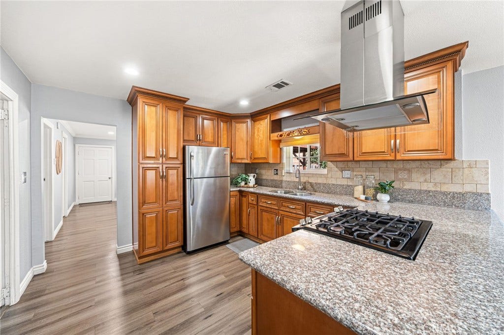 621 W Sunkist Street, Ontario, CA 91762 Kitchen Facing Living Room