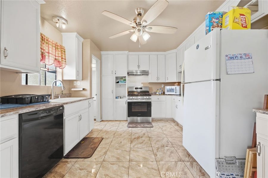 Property photo for 8634 Park Street, #3, Bellflower, CA