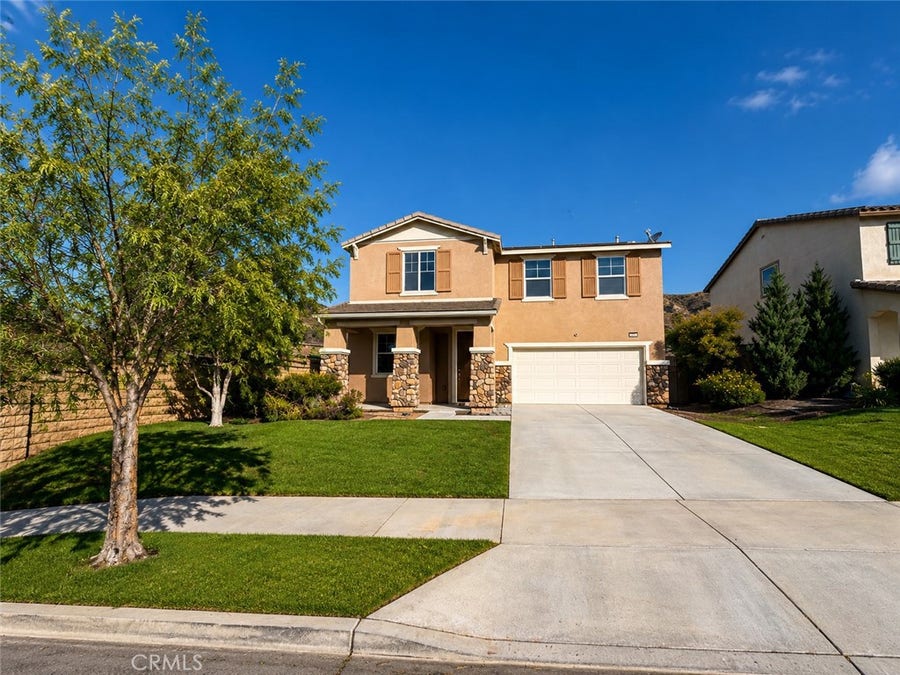 Property photo for 34304 Heather Ridge Road, Lake Elsinore, CA