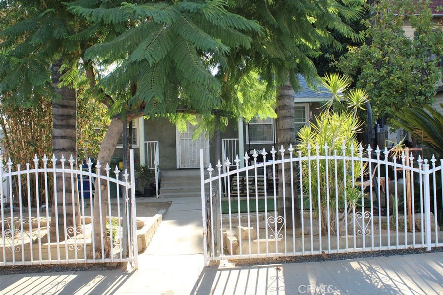 Property photo for 3040 Orange, Riverside, CA