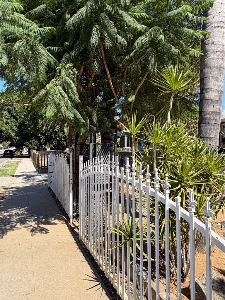 3040 Orange, Riverside, CA 92501 3040 Orange, Riverside, CA 92501
