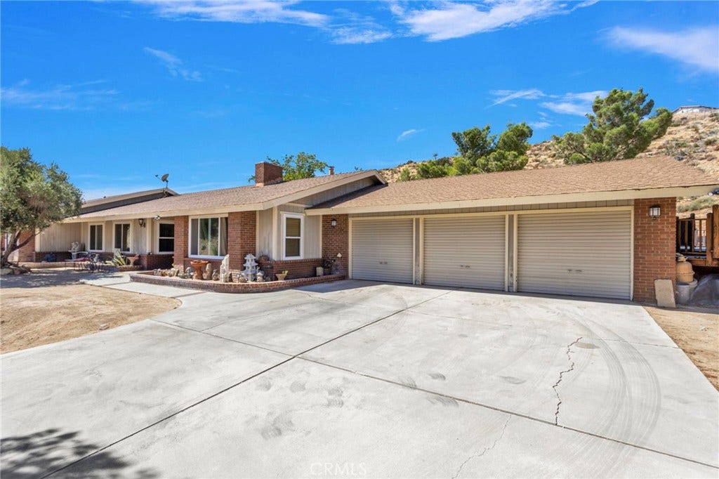 7402 Calpella, Hesperia, CA 92345 7402 Calpella, Hesperia, CA 92345
