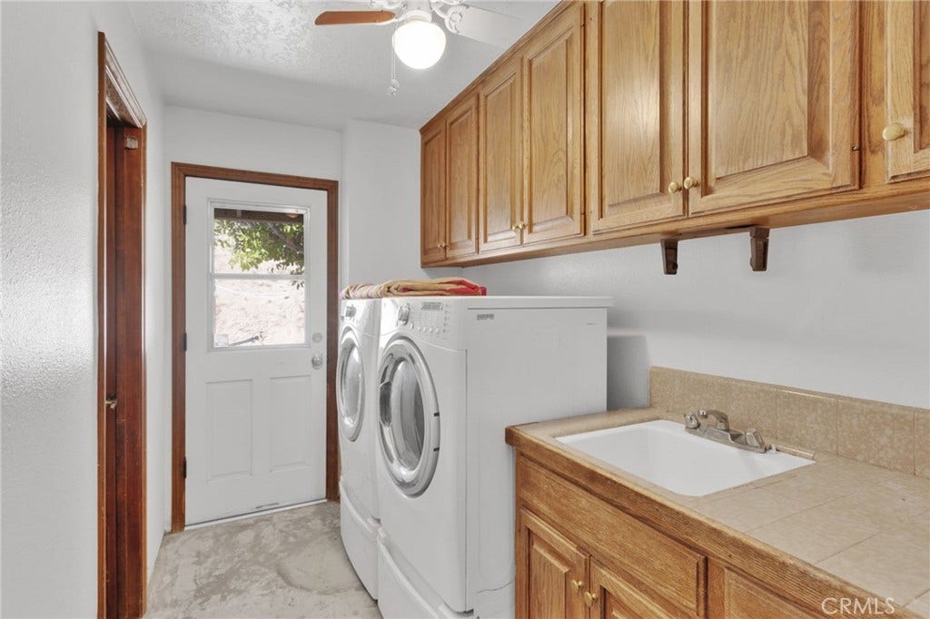 7402 Calpella, Hesperia, CA 92345 7402 Calpella, Hesperia, CA 92345