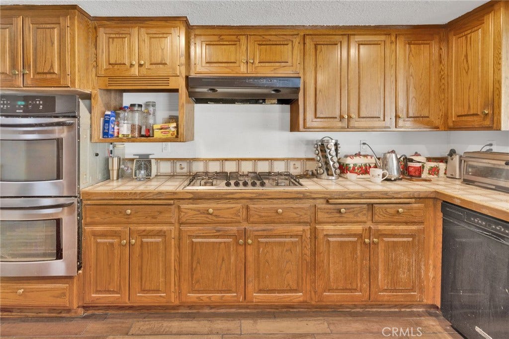 7402 Calpella, Hesperia, CA 92345 7402 Calpella, Hesperia, CA 92345