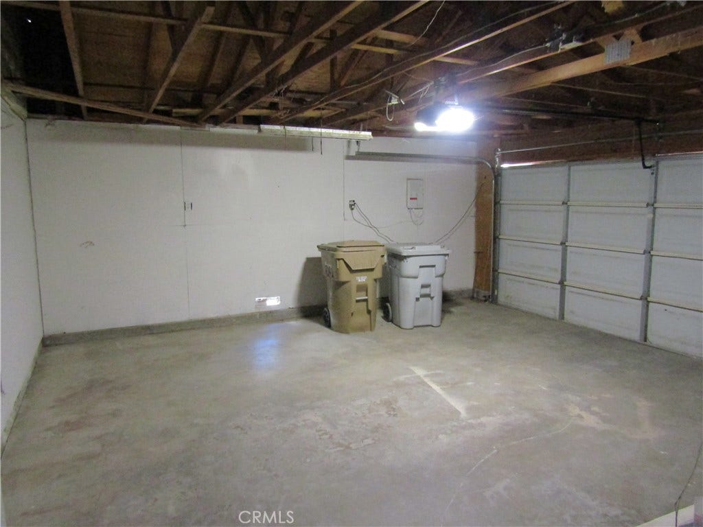 9282 Hickory, Hesperia, CA 92345 9282 Hickory, Hesperia, CA 92345