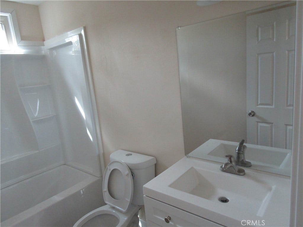 9282 Hickory, Hesperia, CA 92345 9282 Hickory, Hesperia, CA 92345