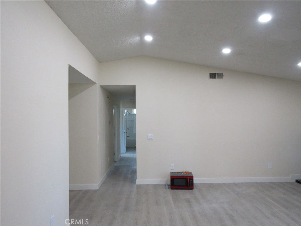 9282 Hickory, Hesperia, CA 92345 9282 Hickory, Hesperia, CA 92345