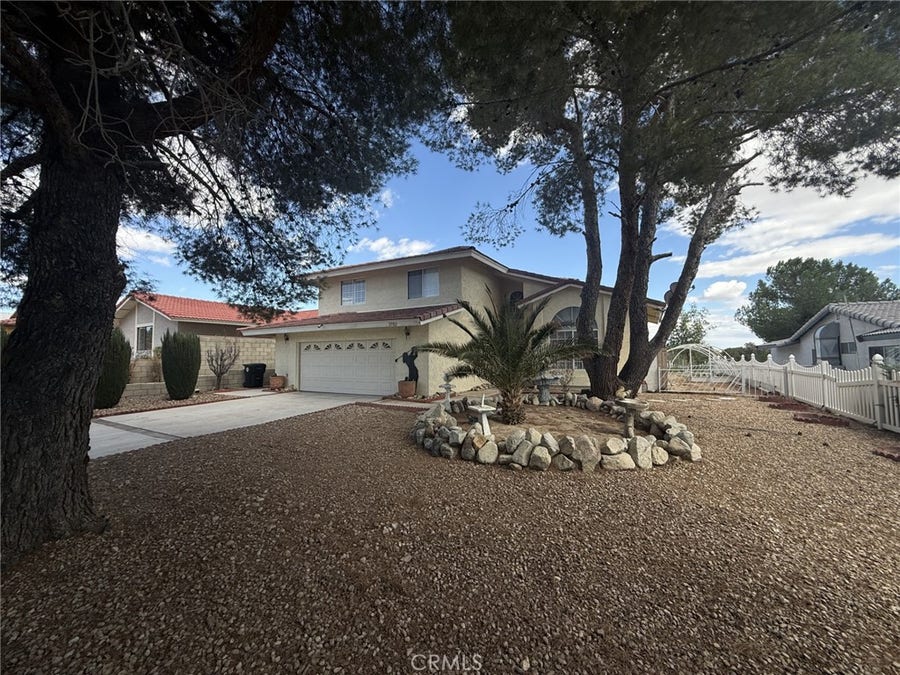 Property photo for 27921 Evergreen Lane, Helendale, CA