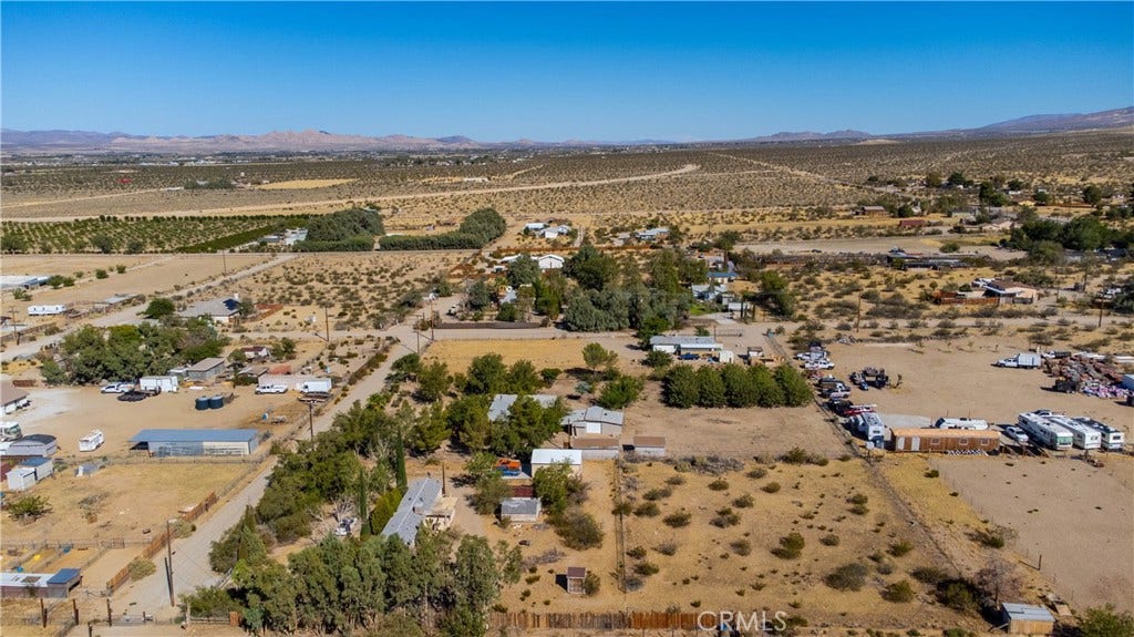 32461 Morse Lane, Lucerne Valley, CA 92356 32461 Morse Lane, Lucerne Valley, CA 92356