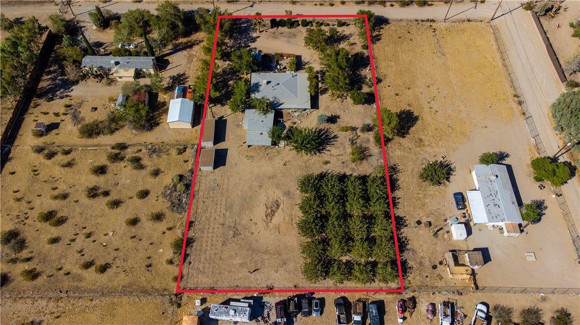 32461 Morse Lane, Lucerne Valley, CA 92356 32461 Morse Lane, Lucerne Valley, CA 92356