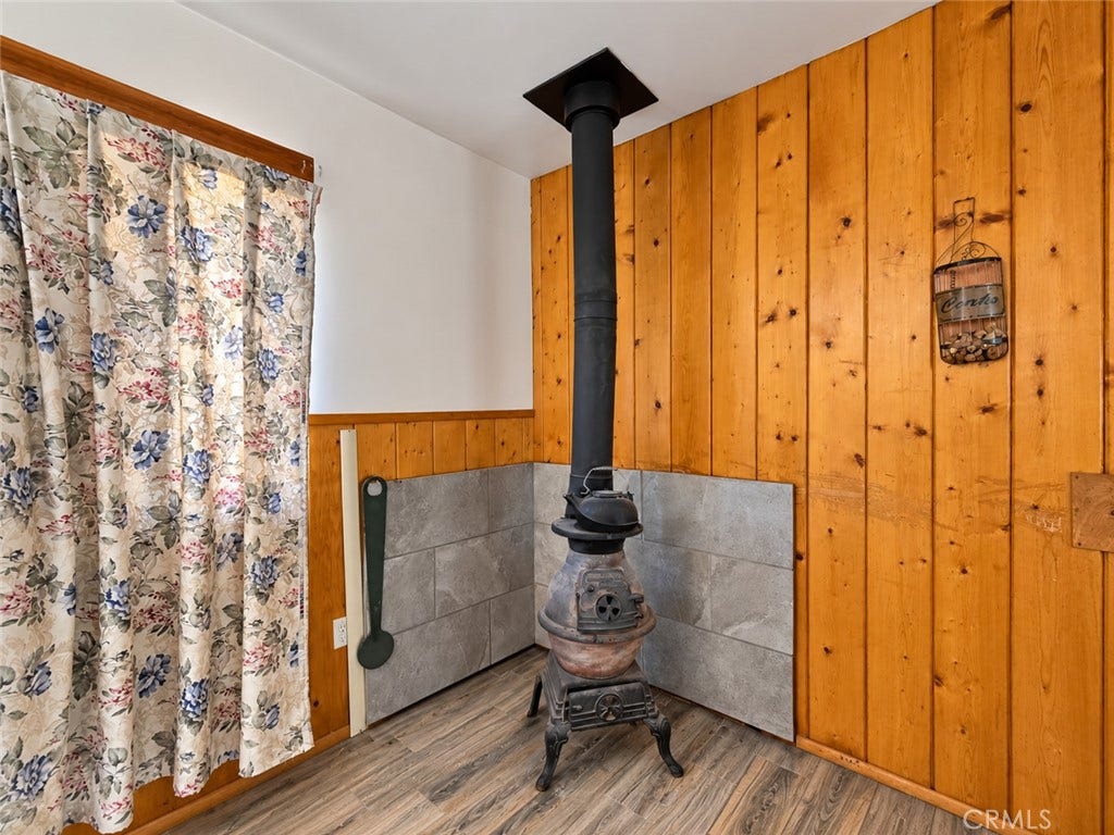 32461 Morse Lane, Lucerne Valley, CA 92356 32461 Morse Lane, Lucerne Valley, CA 92356