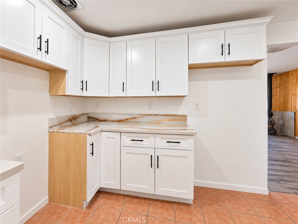 32461 Morse Lane, Lucerne Valley, CA 92356 32461 Morse Lane, Lucerne Valley, CA 92356