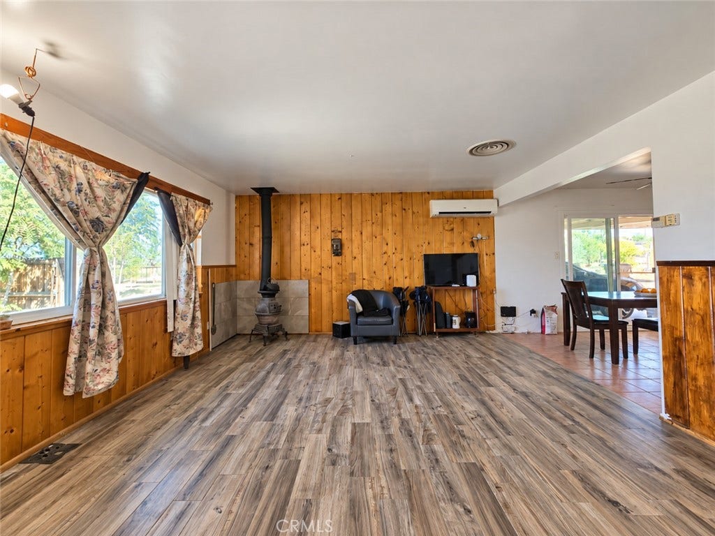 32461 Morse Lane, Lucerne Valley, CA 92356 32461 Morse Lane, Lucerne Valley, CA 92356