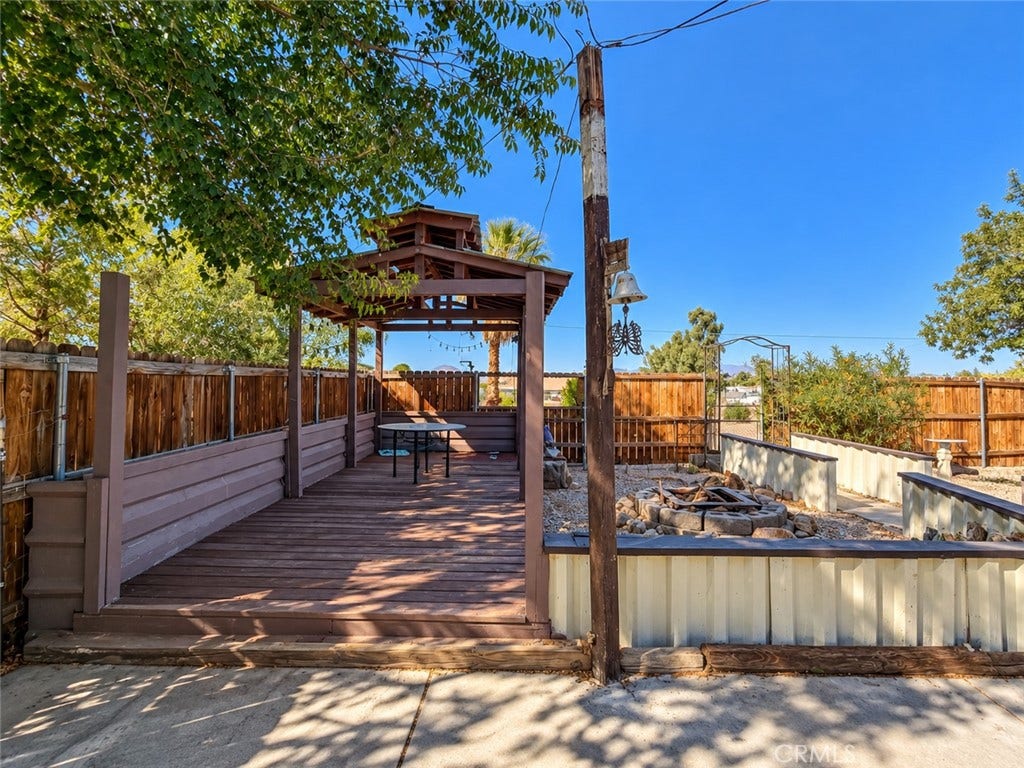 32461 Morse Lane, Lucerne Valley, CA 92356 32461 Morse Lane, Lucerne Valley, CA 92356