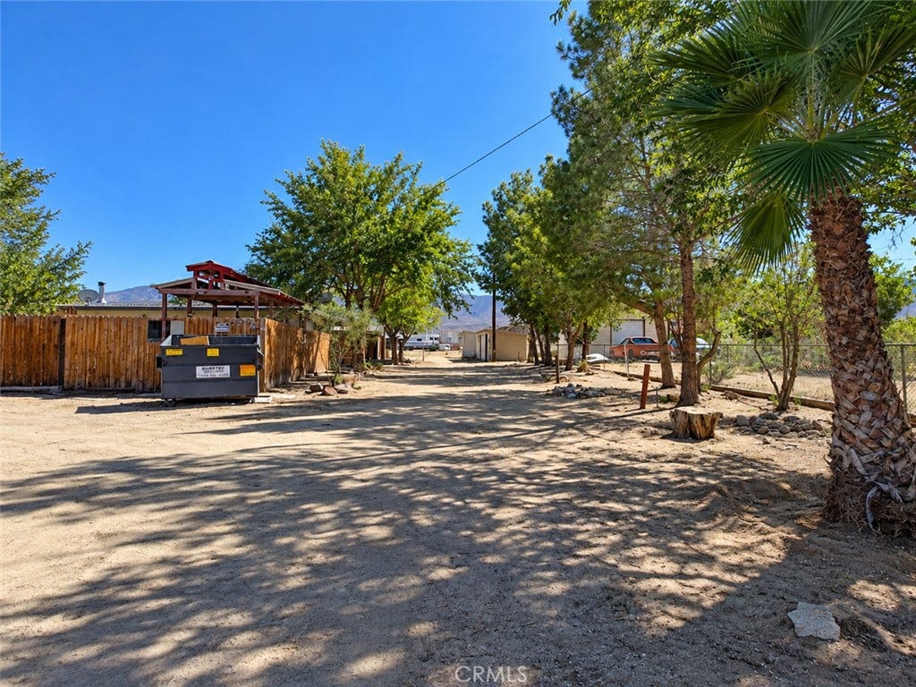 32461 Morse Lane, Lucerne Valley, CA 92356 32461 Morse Lane, Lucerne Valley, CA 92356