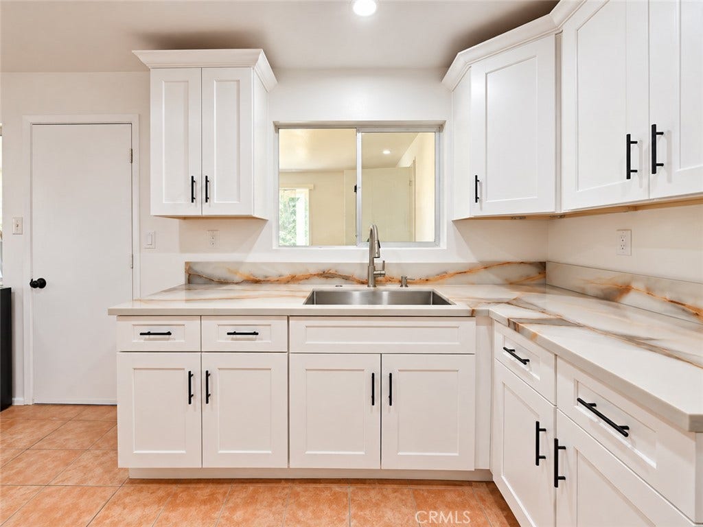 32461 Morse Lane, Lucerne Valley, CA 92356 32461 Morse Lane, Lucerne Valley, CA 92356