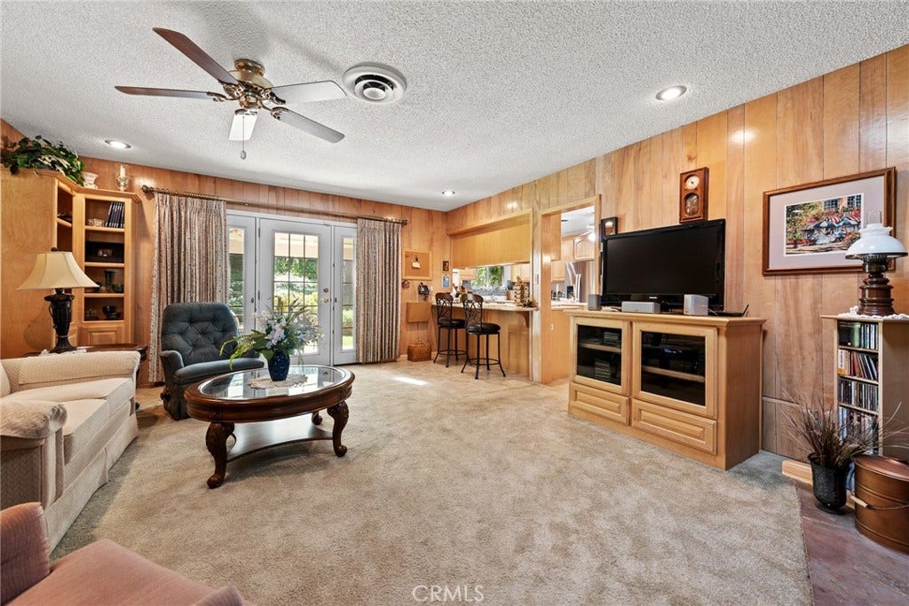 2200 Archdale St, Riverside, CA 92506 2200 Archdale St, Riverside, CA 92506