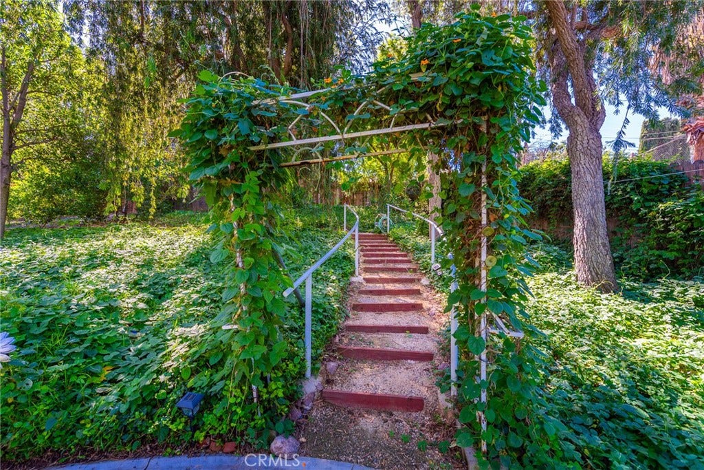 2200 Archdale St, Riverside, CA 92506 2200 Archdale St, Riverside, CA 92506