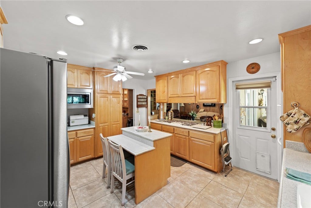 2200 Archdale St, Riverside, CA 92506 2200 Archdale St, Riverside, CA 92506