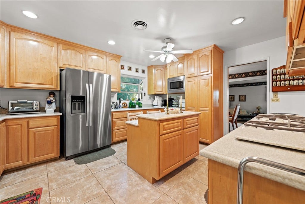 2200 Archdale St, Riverside, CA 92506 2200 Archdale St, Riverside, CA 92506