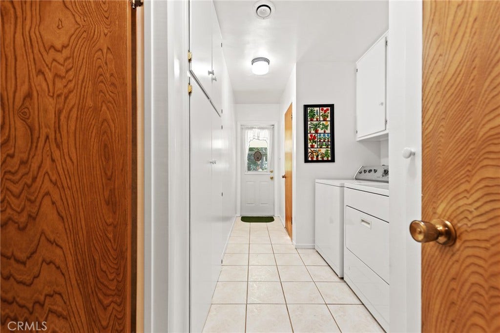 2200 Archdale St, Riverside, CA 92506 2200 Archdale St, Riverside, CA 92506