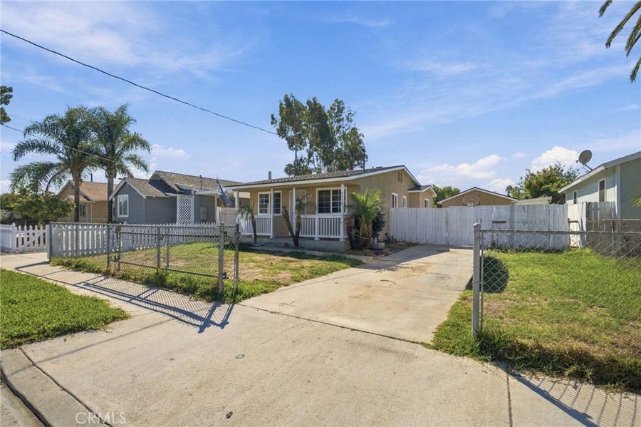 Property photo for 5510 Roosevelt Avenue, Santa Ana, CA