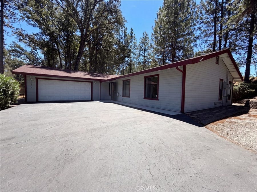 Property photo for 19273 Salvador Court, Groveland, CA