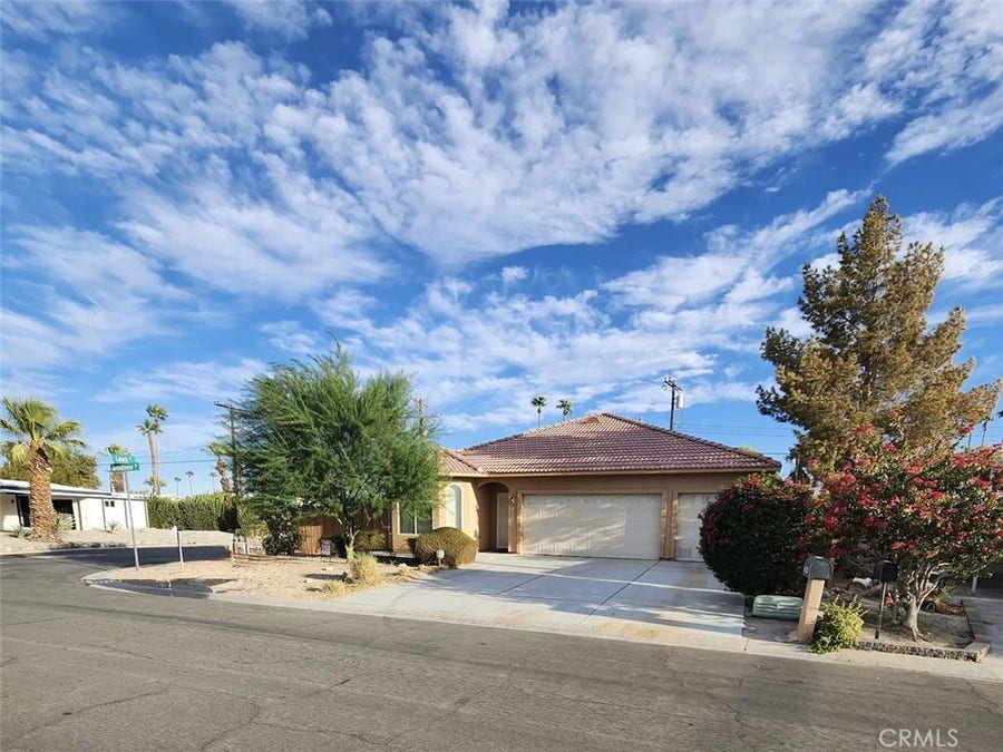Property photo for 73549 Broadmoor, Thousand Palms, CA
