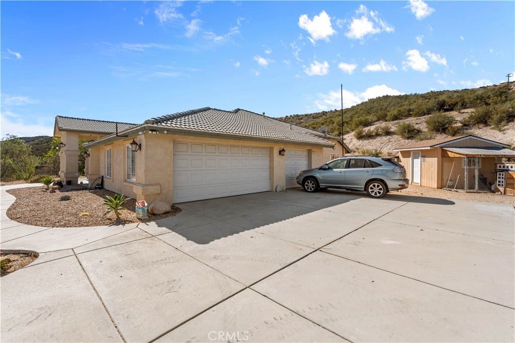3950 Coriander Drive, Hesperia, CA 92345