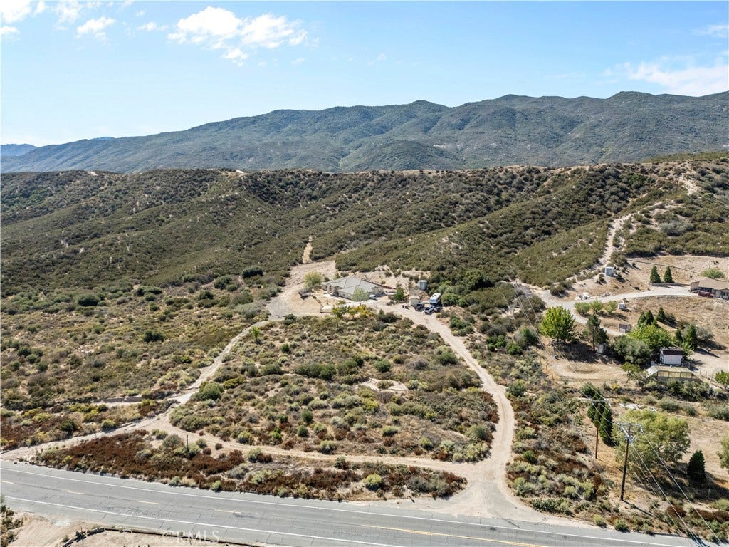 3950 Coriander Drive, Hesperia, CA 92345