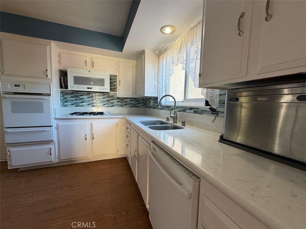 891 Huston, Riverside, CA 92507 891 Huston, Riverside, CA 92507