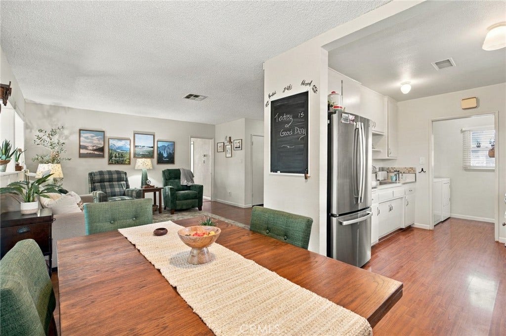 1420 Tejon Avenue, Colton, CA 92324 1420 Tejon Avenue, Colton, CA 92324