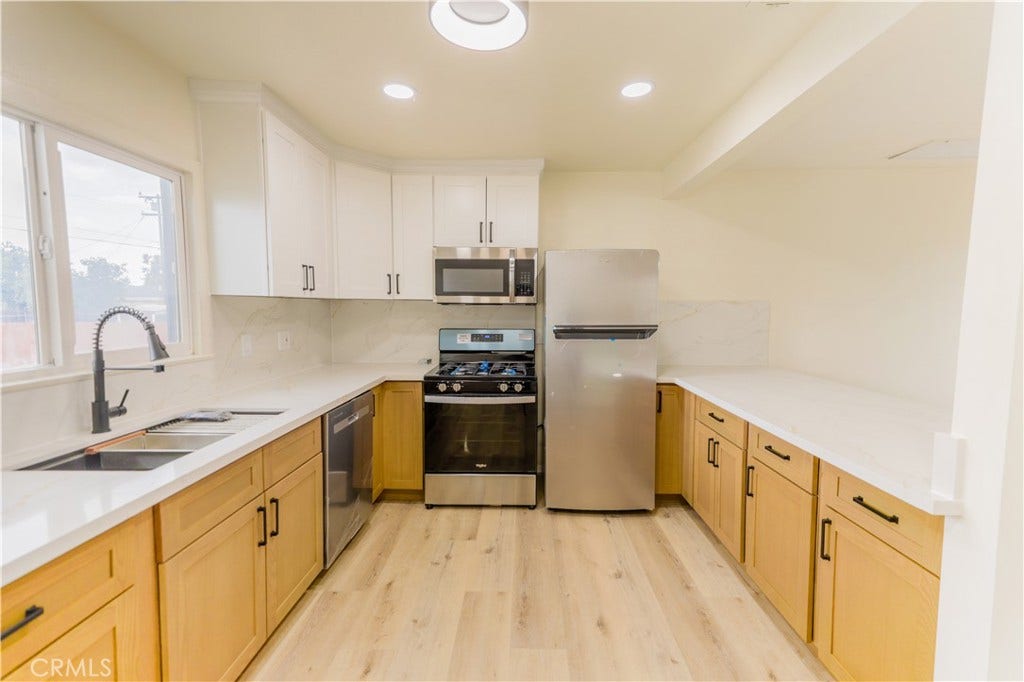 149 E Alru, Rialto, CA 92376 149 E Alru, Rialto, CA 92376