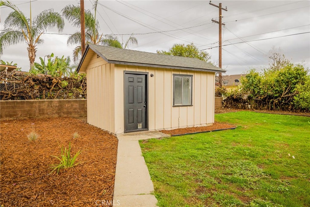 149 E Alru, Rialto, CA 92376 149 E Alru, Rialto, CA 92376