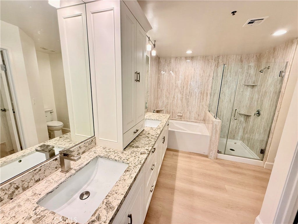 1310 E Ocean, #407, Long Beach, CA 90802