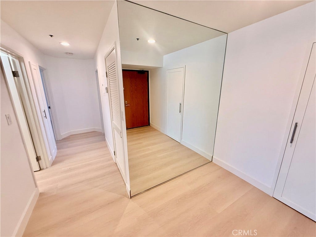1310 E Ocean, #407, Long Beach, CA 90802