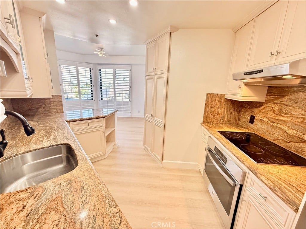 1310 E Ocean, #407, Long Beach, CA 90802