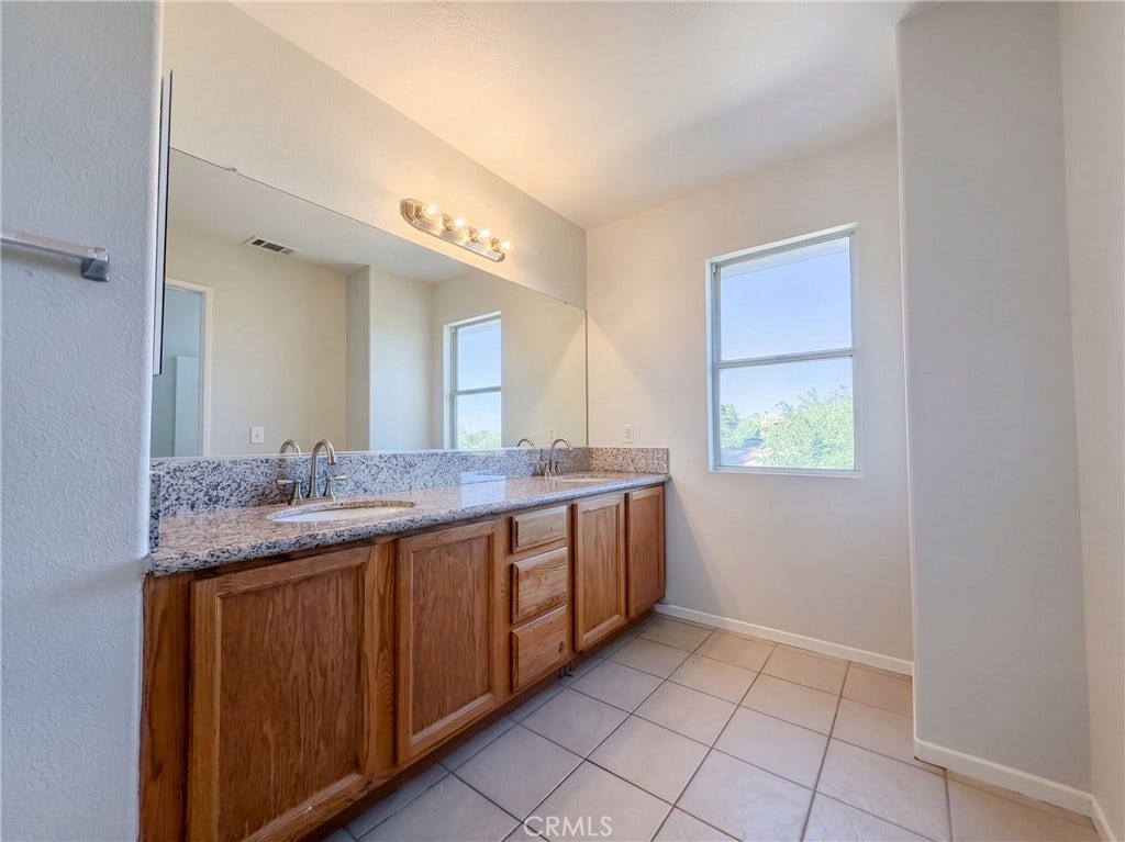 563 Tell Lane, Hemet, CA 92544 563 Tell Lane, Hemet, CA 92544