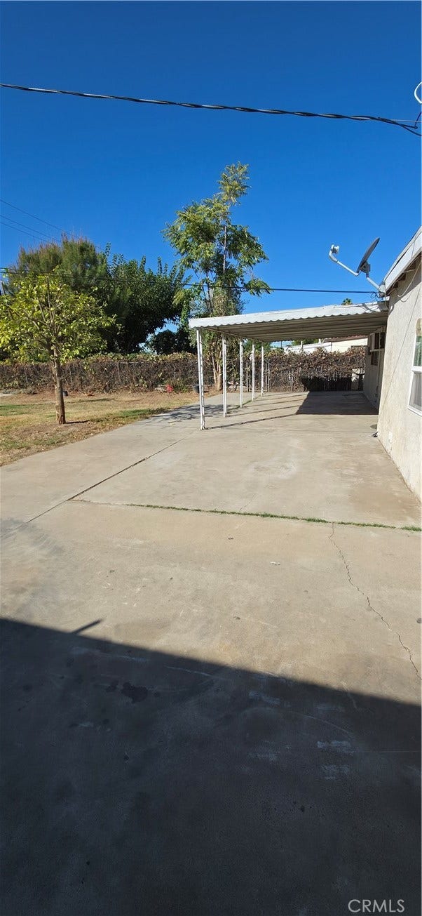 784 Arliss, Riverside, CA 92507 784 Arliss, Riverside, CA 92507