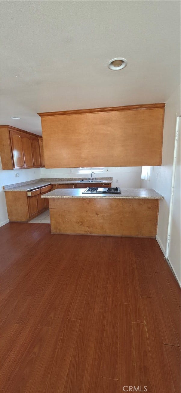 784 Arliss, Riverside, CA 92507 784 Arliss, Riverside, CA 92507